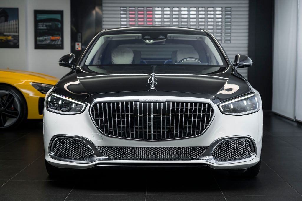 mercedes-benz-tridy-s-500-4m-l-executive-chauffeur-m - 1