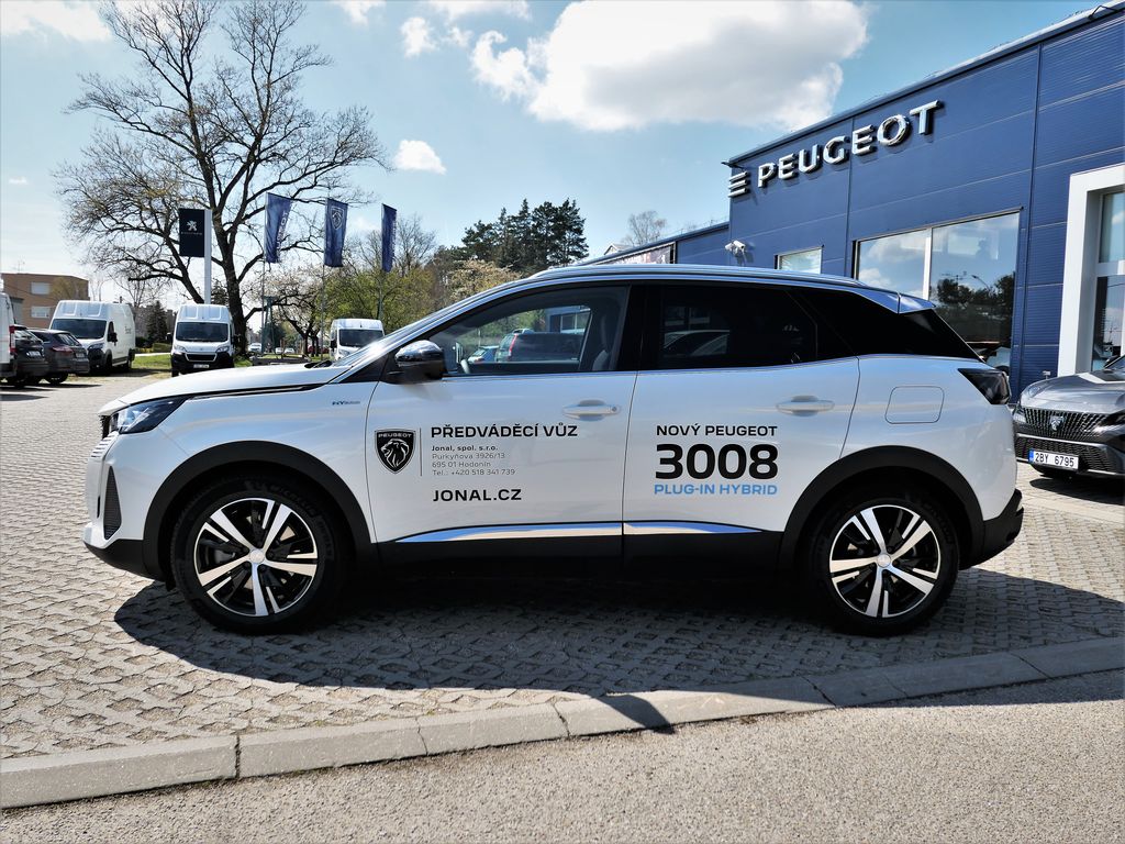 peugeot-3008-gt-plug-in-hybrid-225-e-eat8 - 3
