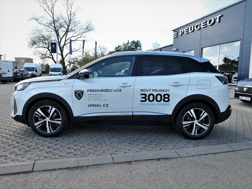 peugeot-3008-gt-plug-in-hybrid-225-e-eat8 - 9