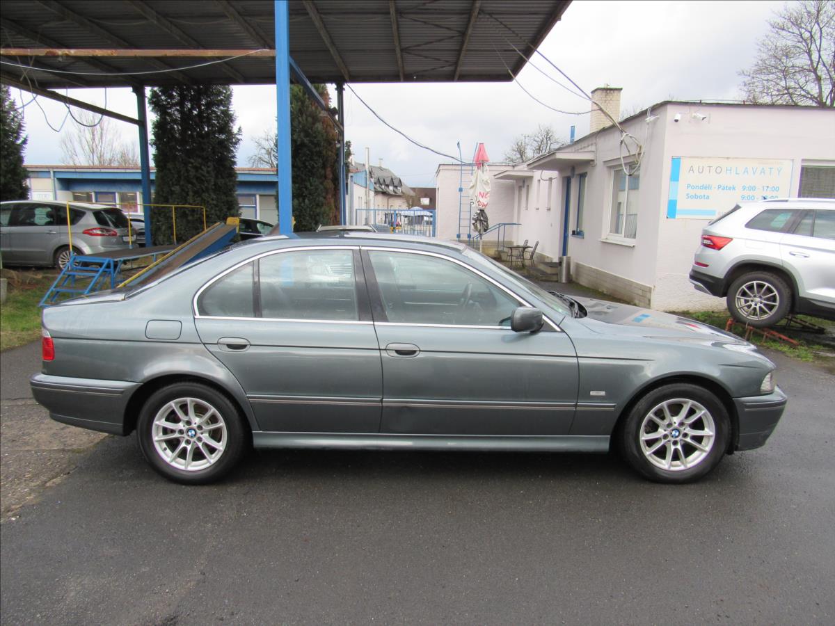 bmw-rada-5-2-5-525i-steptronic-exklusiv - 7