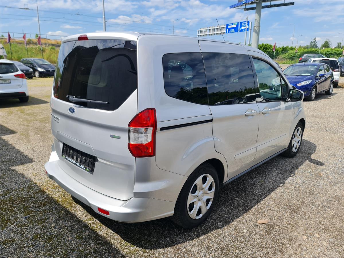 ford-tourneo-courier-1-0-1-0-ecobost - 4