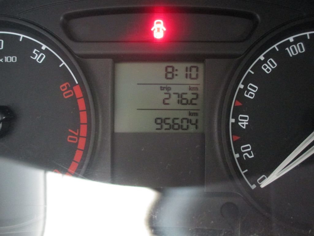 skoda-fabia-1-2-htp-classic - 8