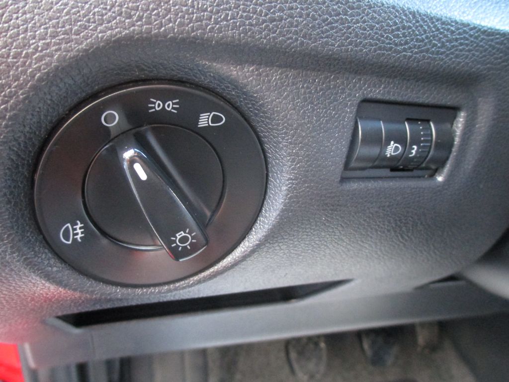skoda-fabia-1-2-htp-classic - 7