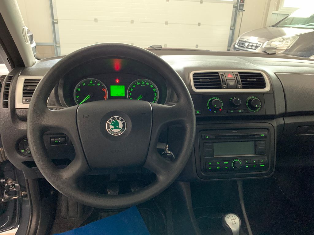 skoda-fabia-1-2-htp-ambition - 8