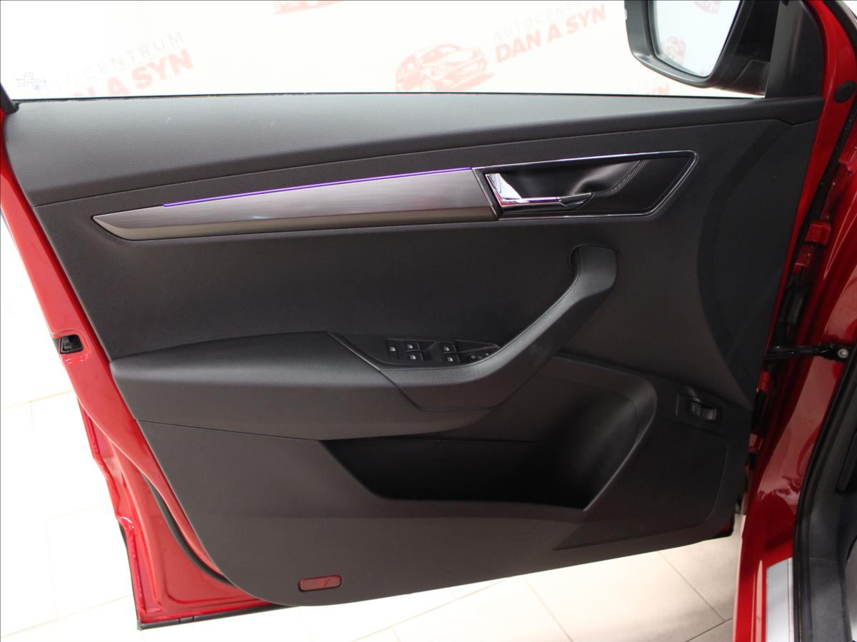 skoda-karoq-1-5-tsi-dsg-style-1-majitel - 8