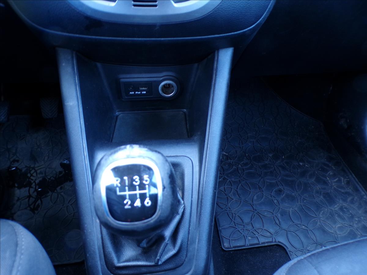 hyundai-ix20-1-4-crdi-16v - 9