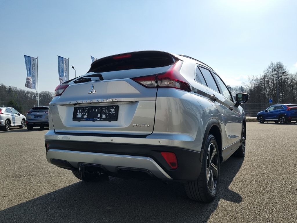 mitsubishi-2-4-phev-4x4-tazne-zarizeni - 4