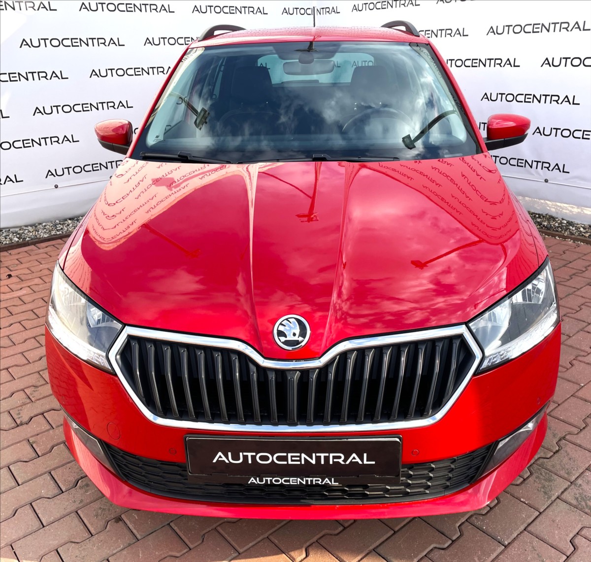 skoda-fabia-1-0-tsi-1-maj-cr-dph - 1