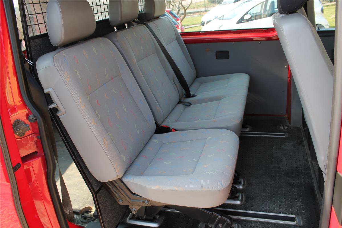 volkswagen-transporter-2-5-tdi-96kw-4x4-5-mist - 7