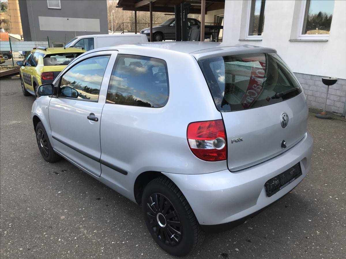 volkswagen-fox-1-2-htp-40kw-3dv - 5
