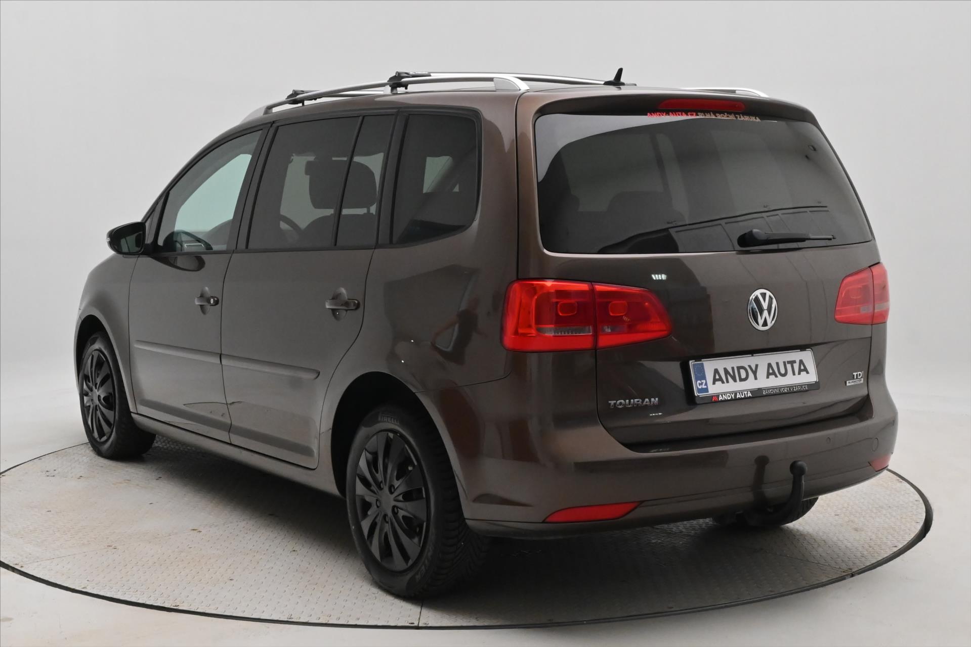 volkswagen-touran-1-6-tdi-77-kw-dsg-zaruka-az-5-let - 6