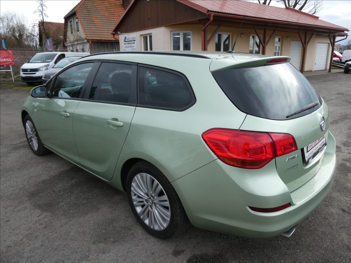 opel-astra-1-4-16v-88kw-2-x-kola-serviska - 6