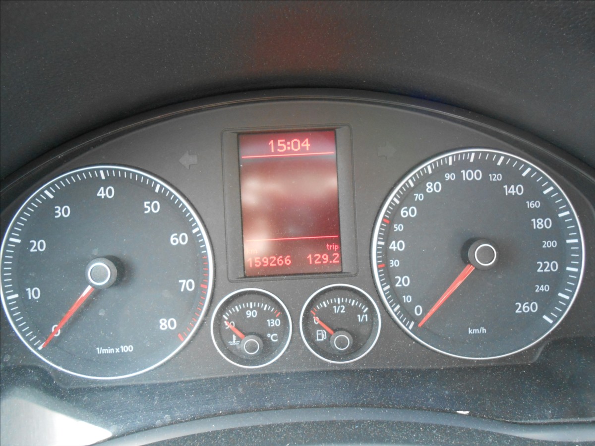volkswagen-eos-1-4-tsi-90-kw-serviska - 5