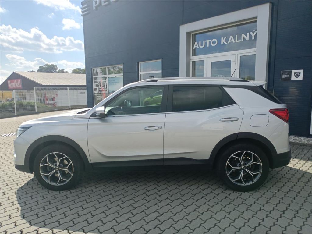 ssangyong-korando-style-plus-aut-odpocet-dph - 2