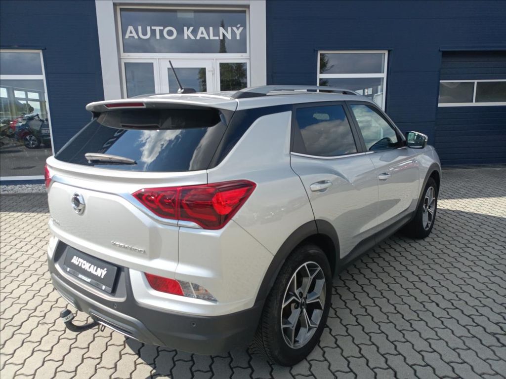 ssangyong-korando-style-plus-aut-odpocet-dph - 3