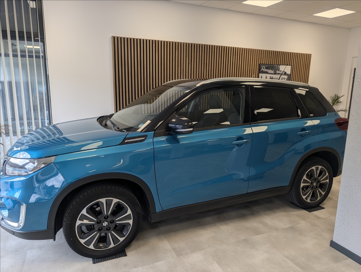 suzuki-vitara-1-4-i-hybrid-all-grip - 3