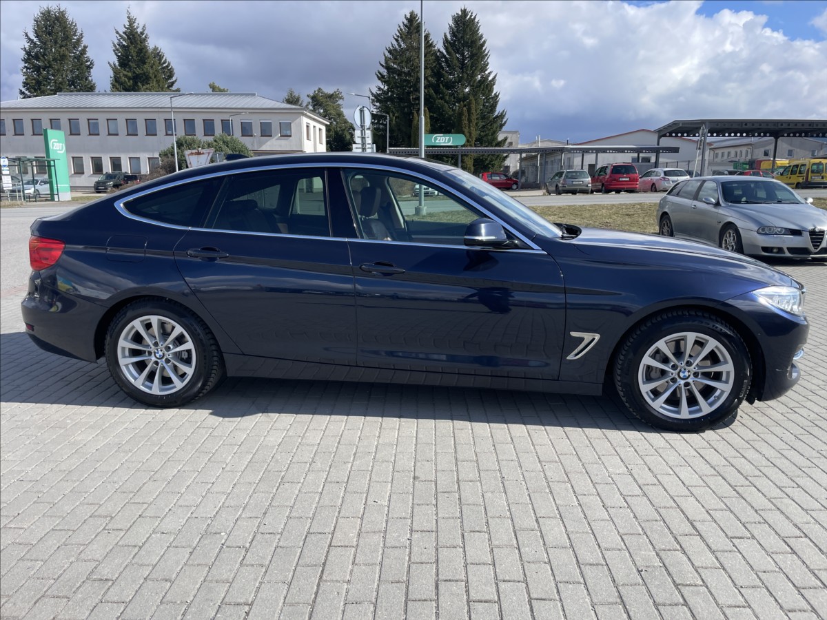 bmw-rada-3-3-0-x-drive-335i-gt-225kw-automat-odp-dph - 4