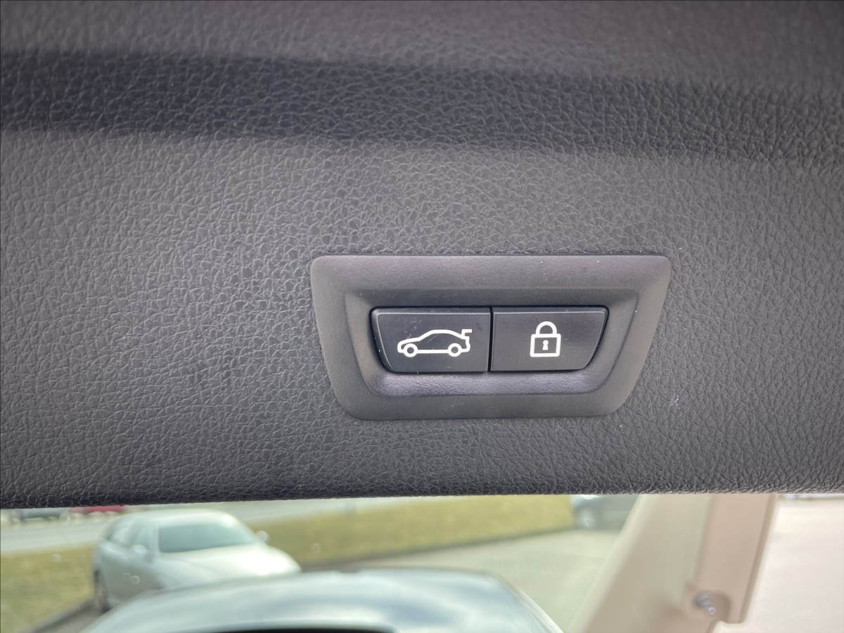 bmw-rada-3-3-0-x-drive-335i-gt-225kw-automat-odp-dph - 9