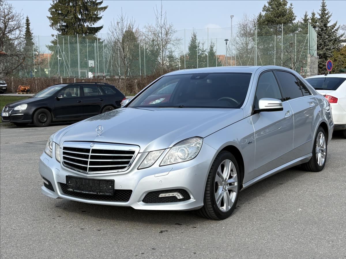 Mercedes-Benz Třídy E 2,2 250CDi AVG,Xenon,Šíbr,Kůže