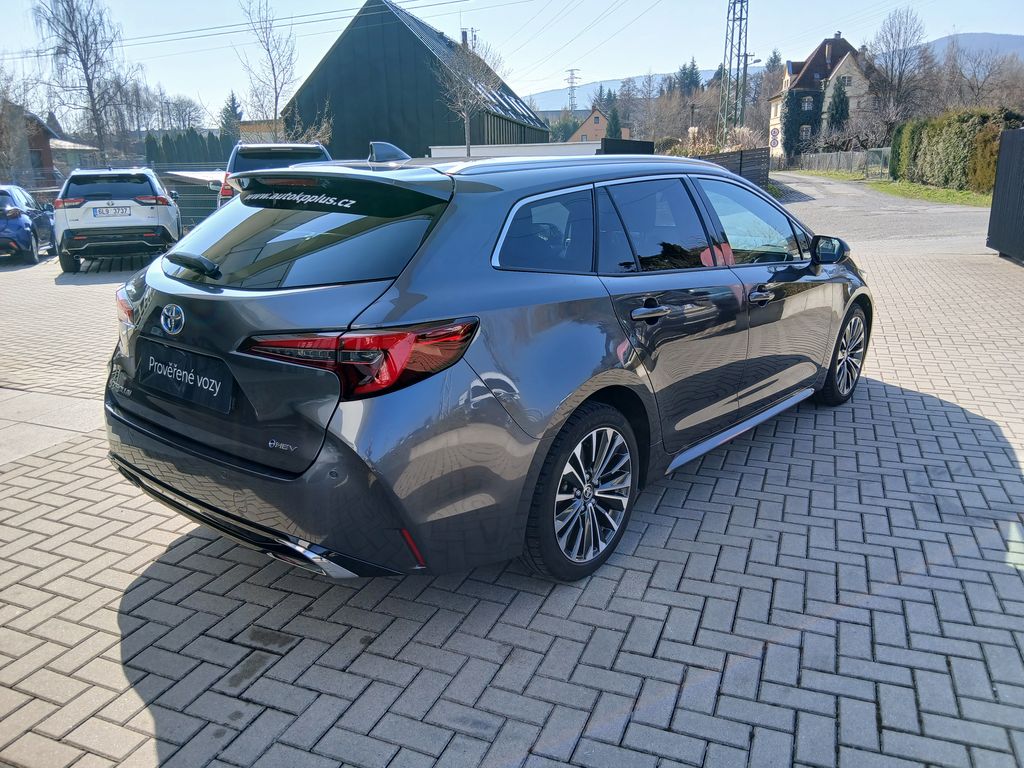 toyota-corolla-1-8-hybrid-e-cvt-style-ts - 5