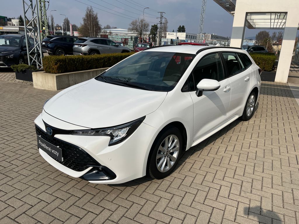 toyota-corolla-1-8-hybrid-comfort-tech-ts - 1