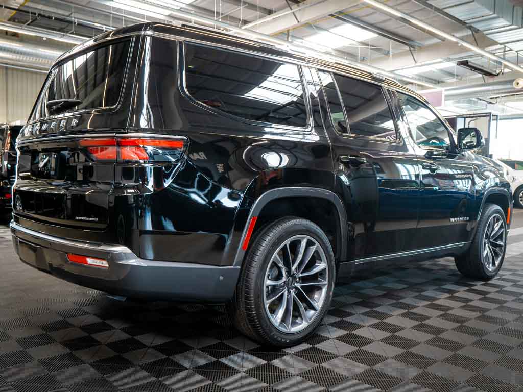 jeep-wagoneer-5-7-wagoneer-v8-hud-360 - 8