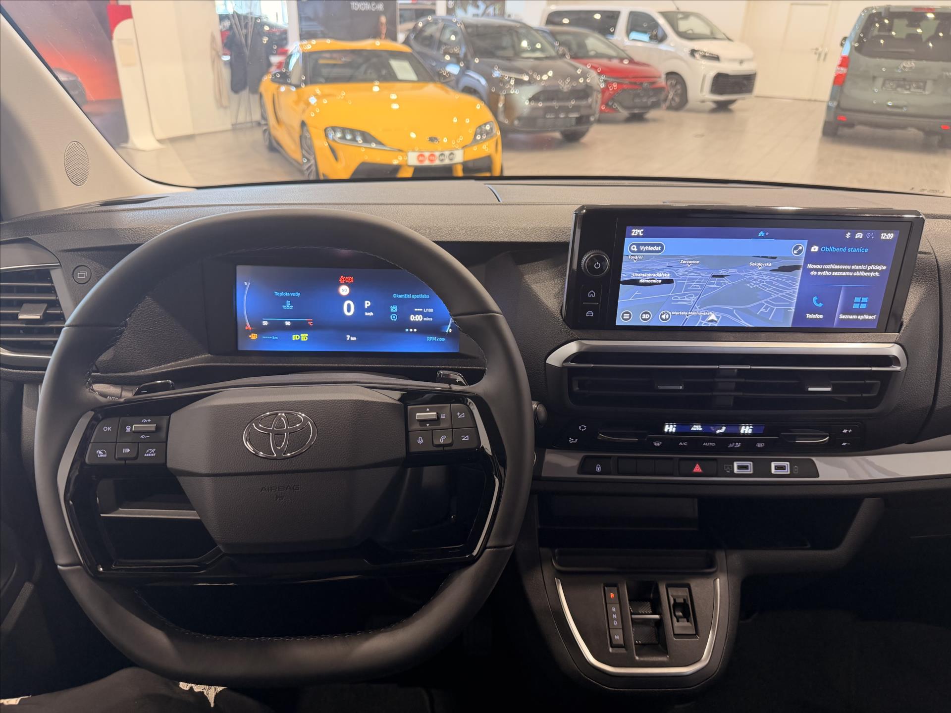 toyota-proace-verso-2-0-diesel-177hp-l2-8at-family - 8