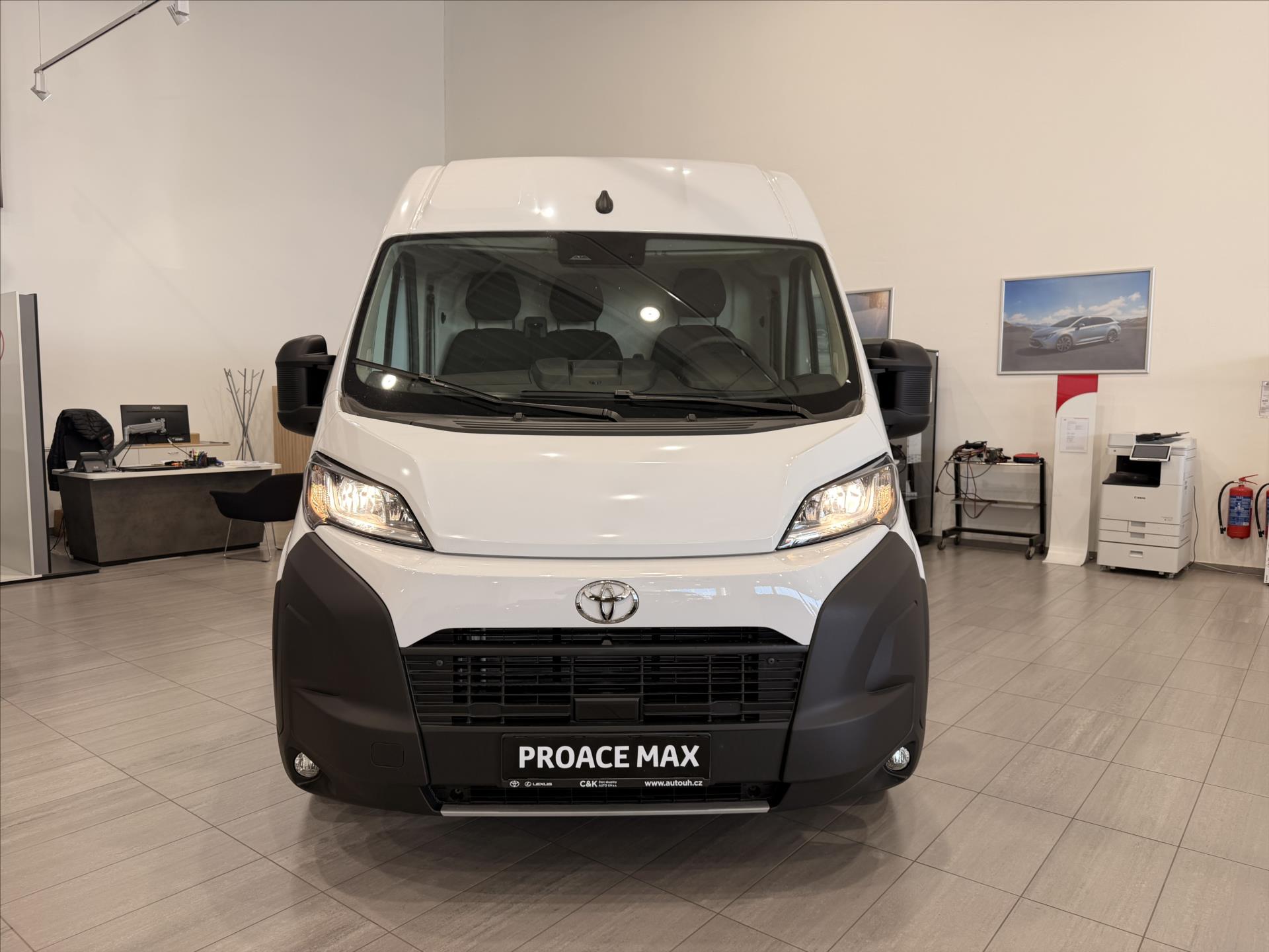 toyota-proace-2-2-diesel-120hp-6mt-max-active-l2h2-4d - 1