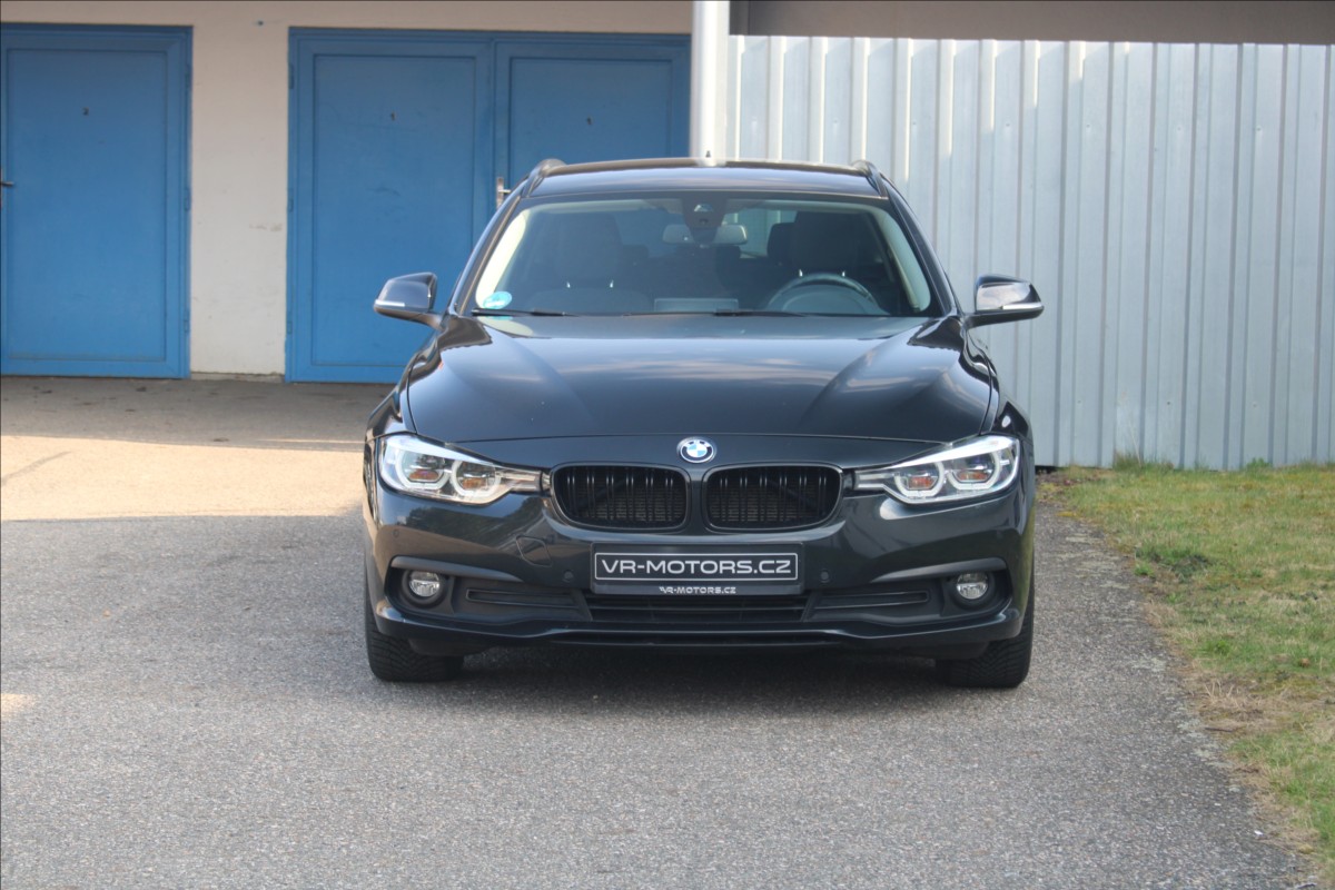 bmw-rada-3-320d-140kw-sportline-zaruka - 1