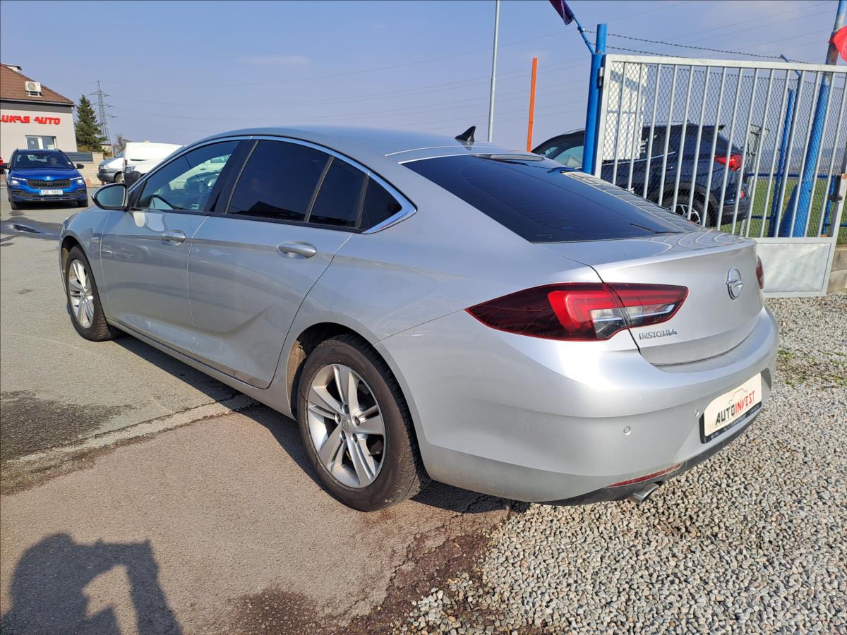 opel-insignia-2-0-cdti-1-majitel-koupeno-cz - 4