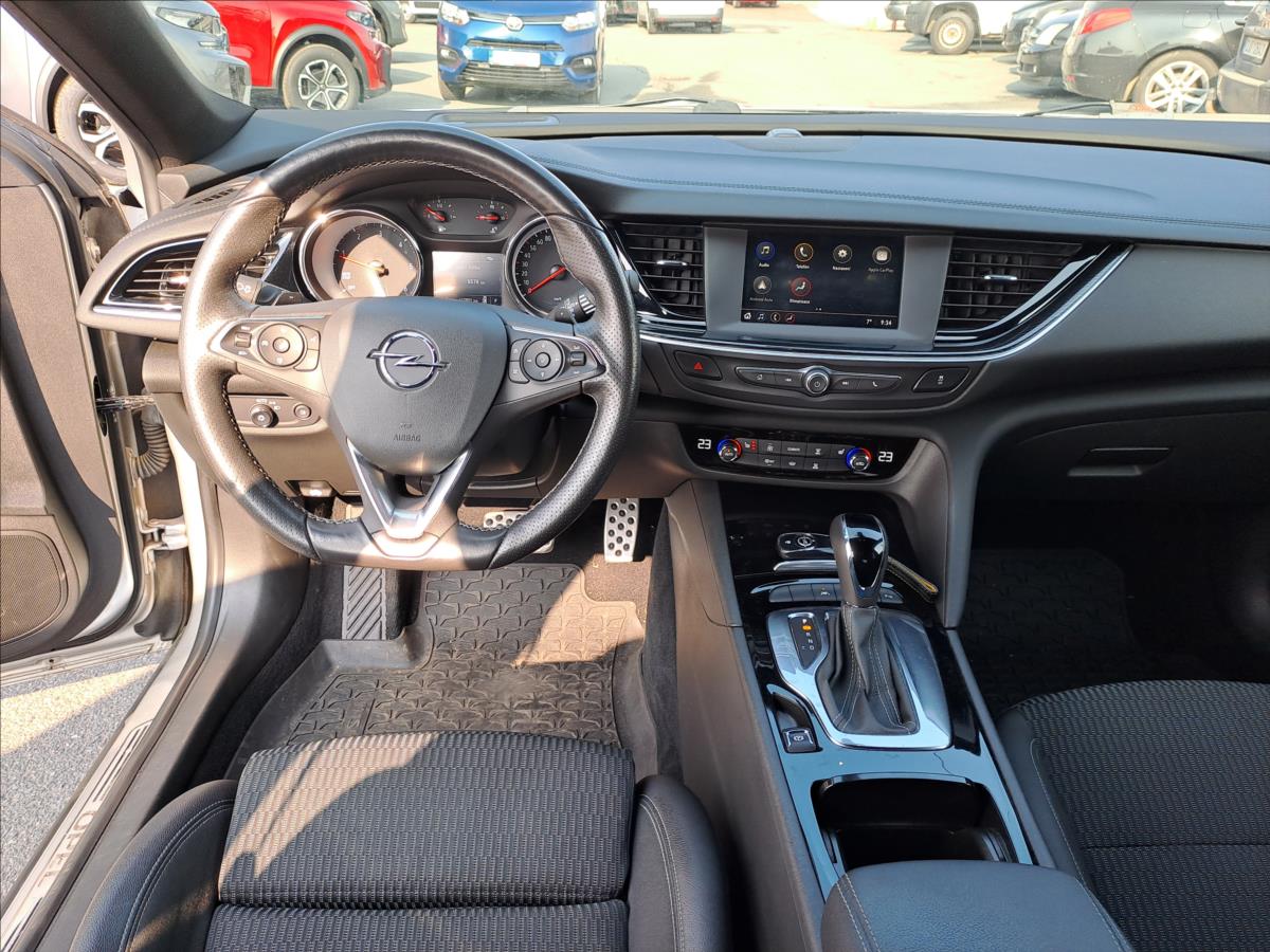 opel-insignia-2-0-cdti-1-majitel-koupeno-cz - 9