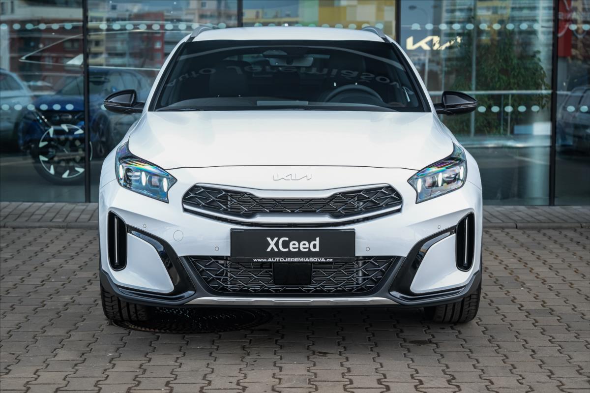 kia-xceed-1-6-gpf-7dct-132-kw-steel-edition - 4