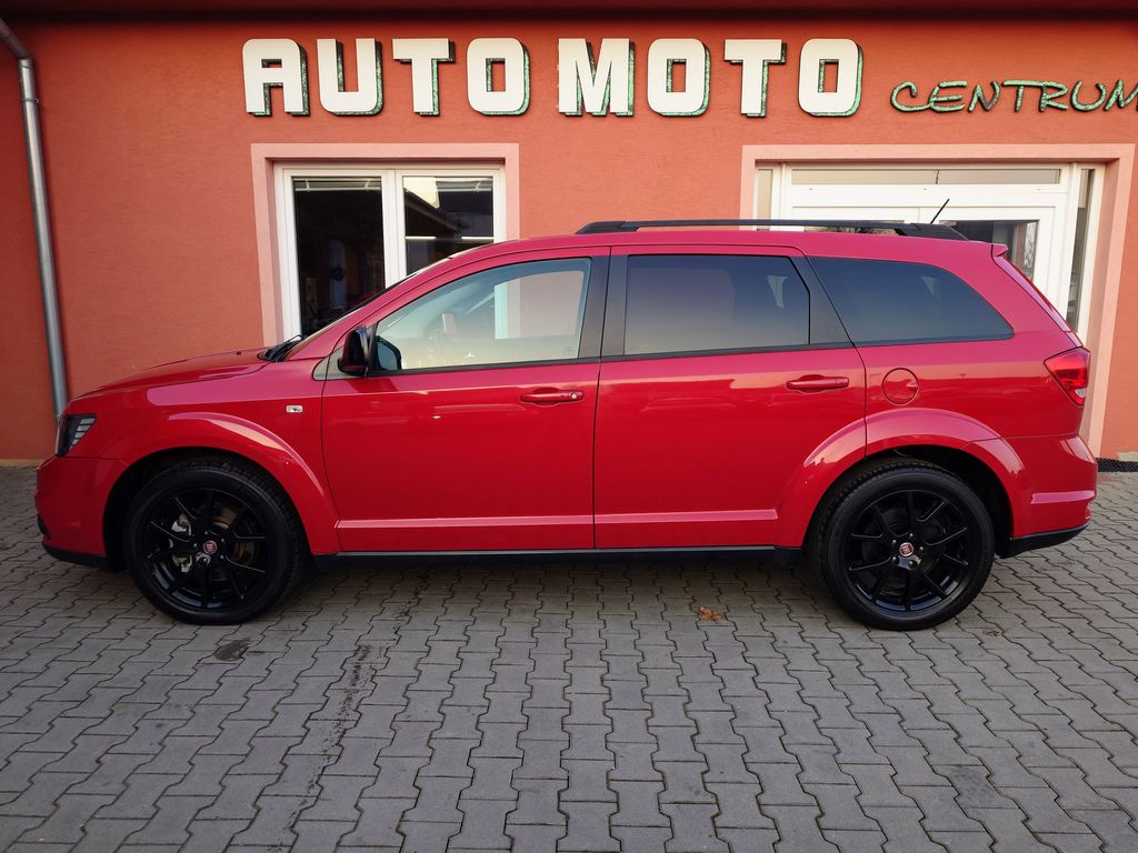 fiat-freemont-2-0-multijet-125kw-black-code - 1