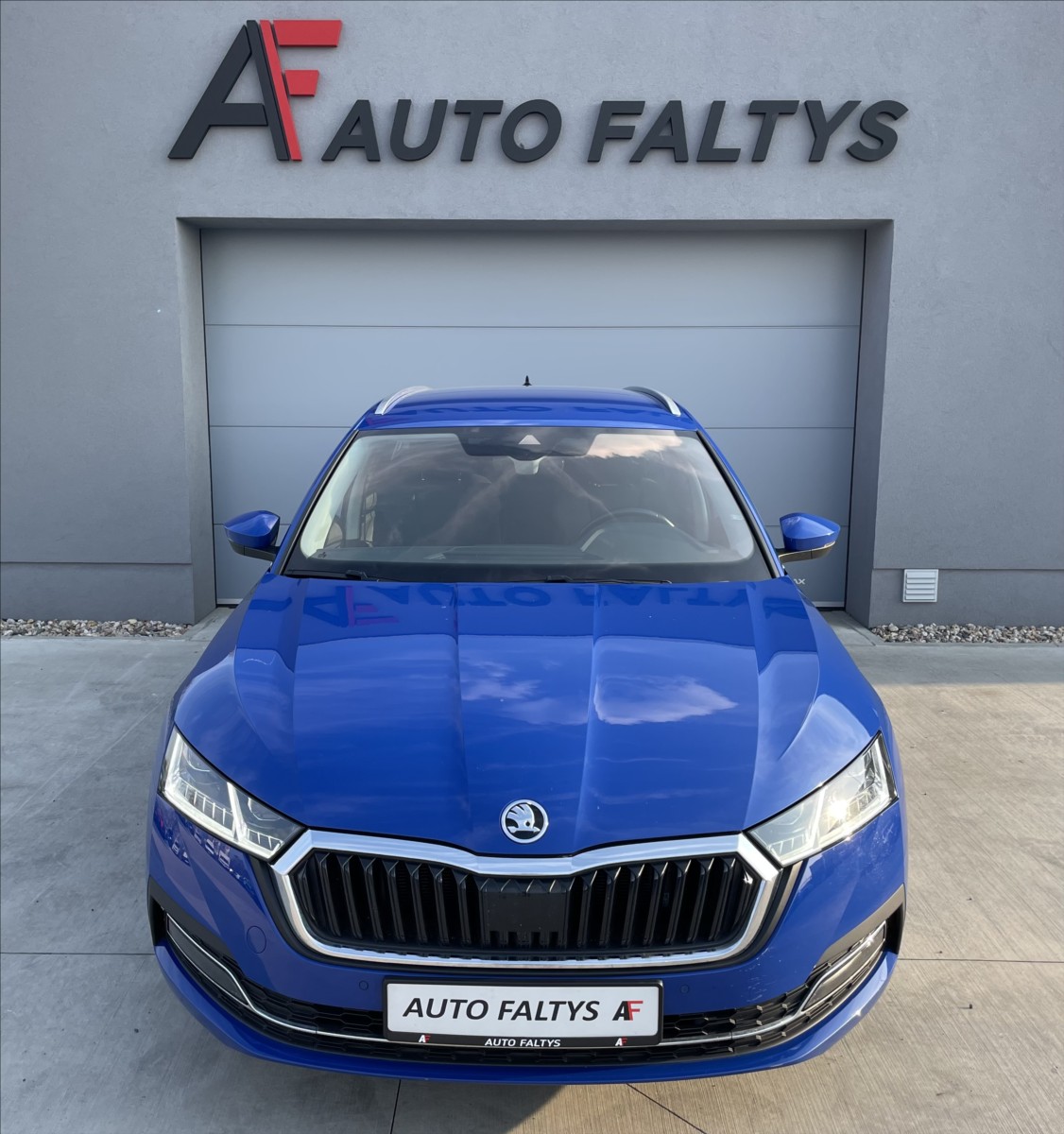 skoda-octavia-2-0-tdi-110kw-dsg-style-cr - 7