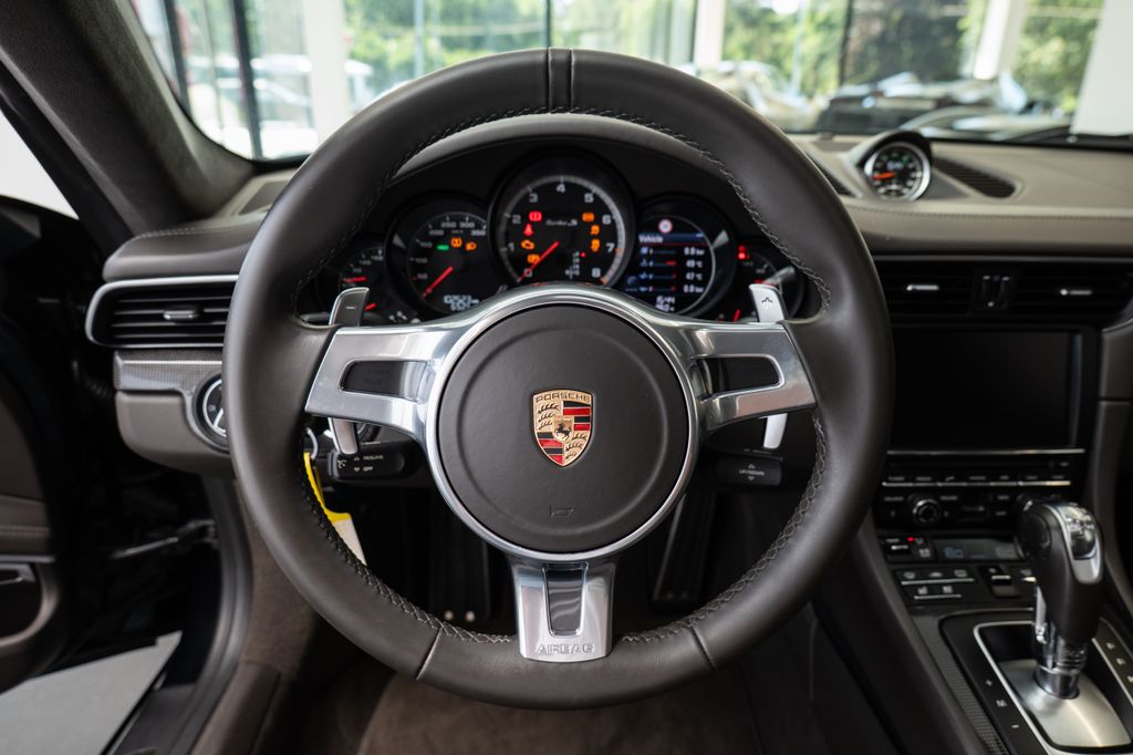 porsche-911-turbo-s-karbon-burmester-pccb - 5