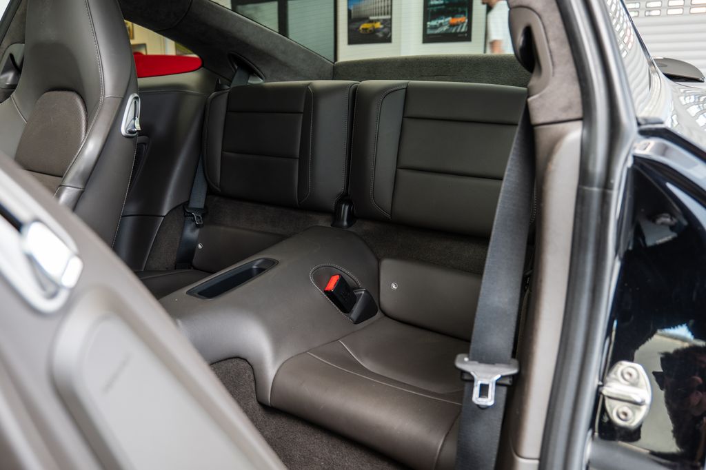 porsche-911-turbo-s-karbon-burmester-pccb - 9