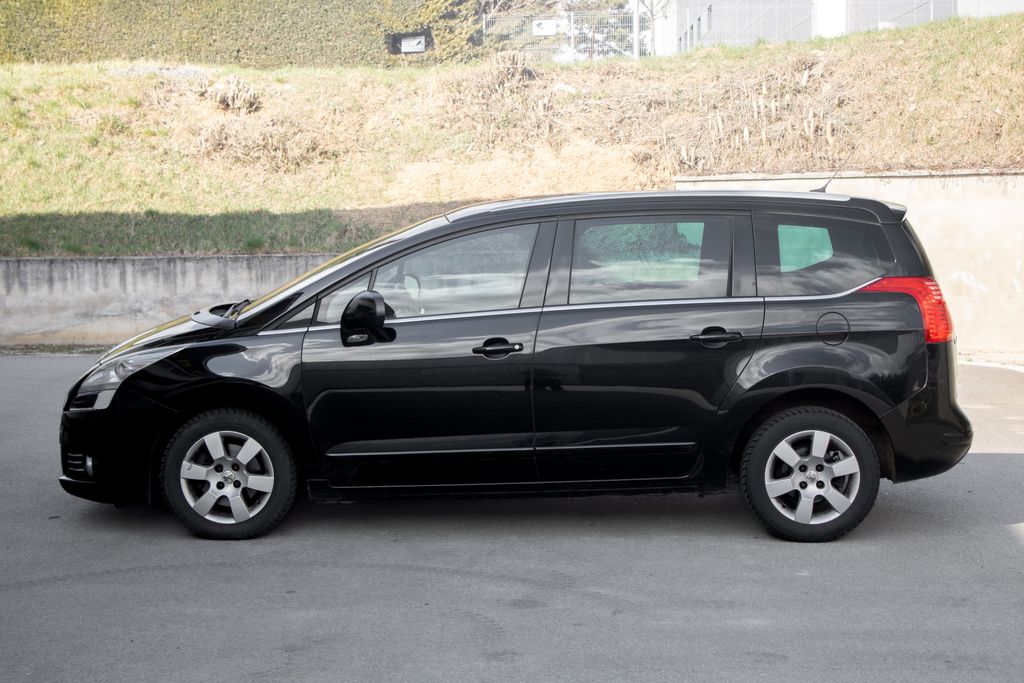 peugeot-5008 - 7