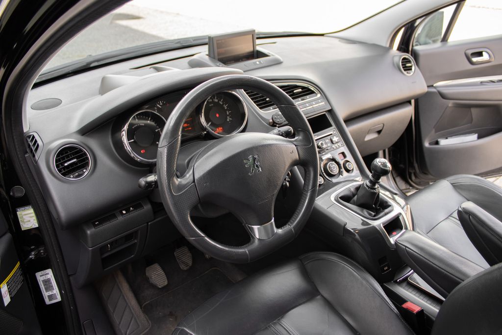 peugeot-5008 - 8