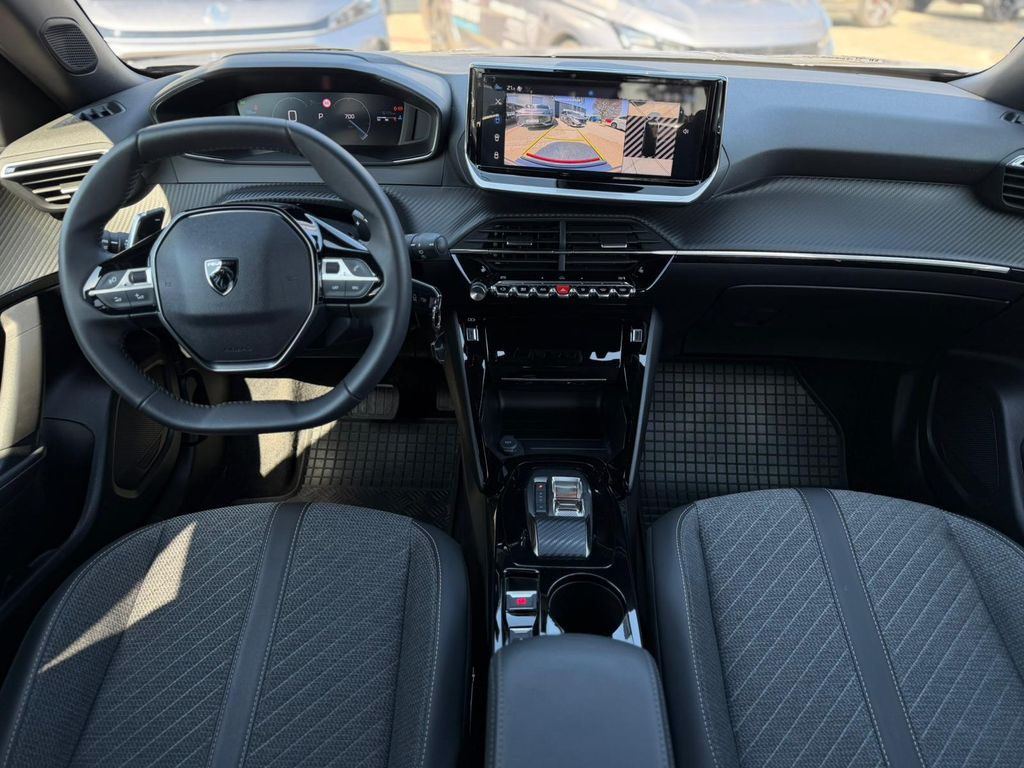 peugeot-2008-allure-1-2-puretech-130-eat8 - 1