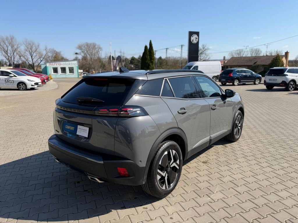 peugeot-2008-allure-1-2-puretech-130-eat8 - 3