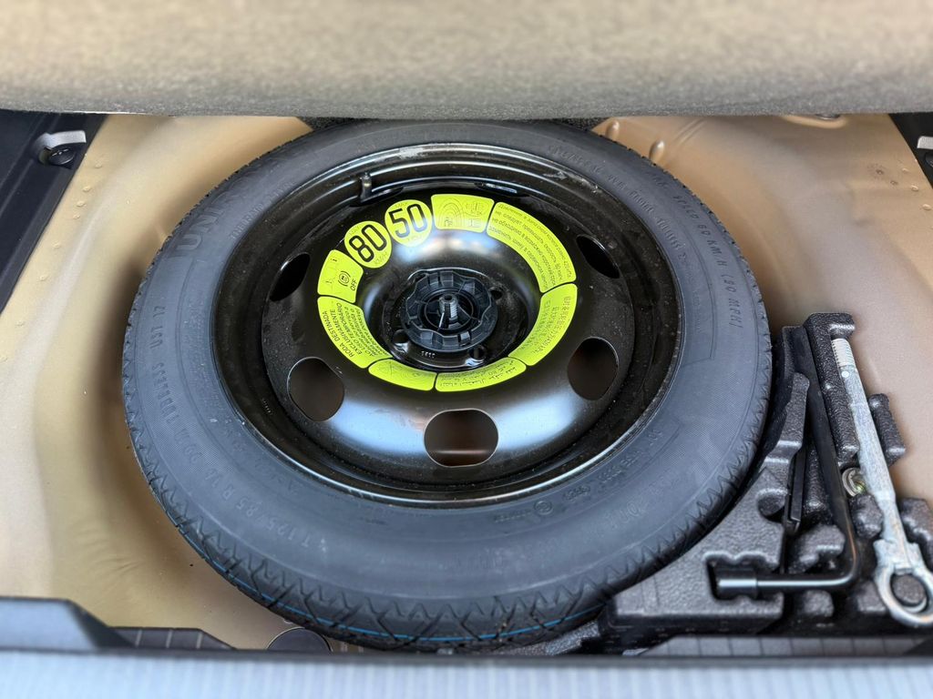 peugeot-2008-allure-1-2-puretech-130-eat8 - 7