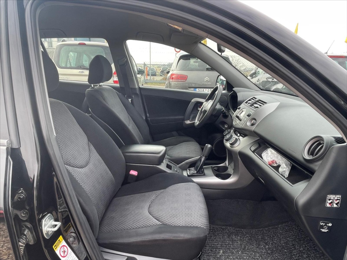toyota-rav4-2-0-16v - 9