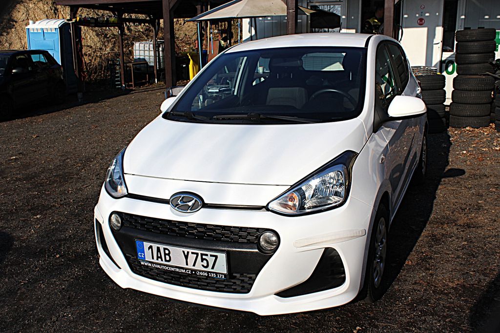 Hyundai i10 1.0i FL 64250 KM !