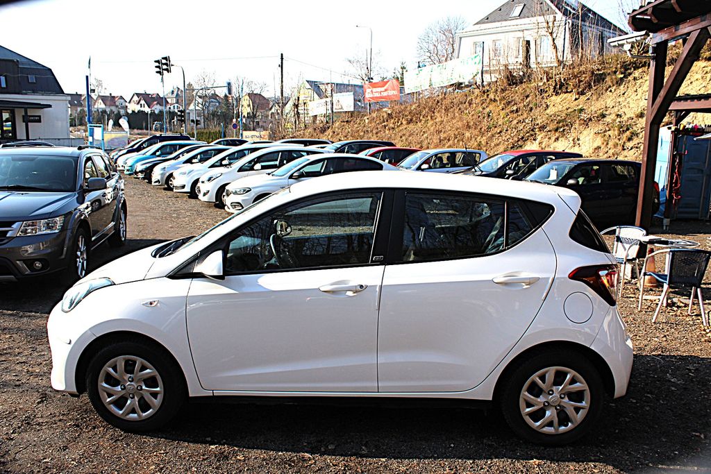 hyundai-i10-1-0i-fl-64250-km - 7