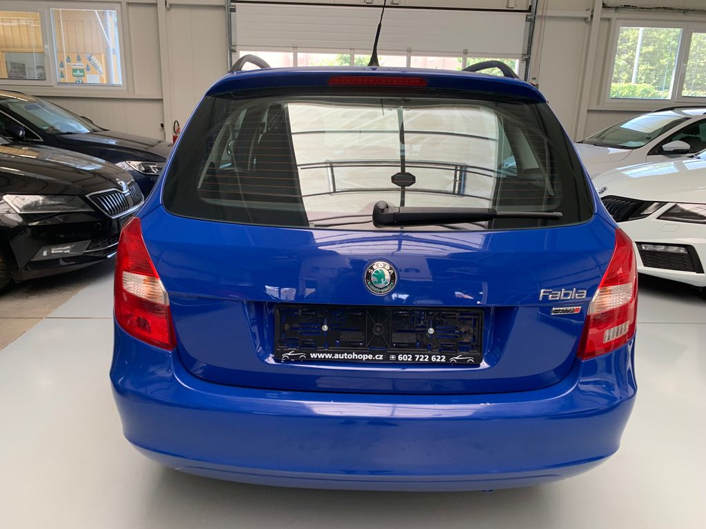 skoda-fabia-combi-1-2-htp-classic - 4