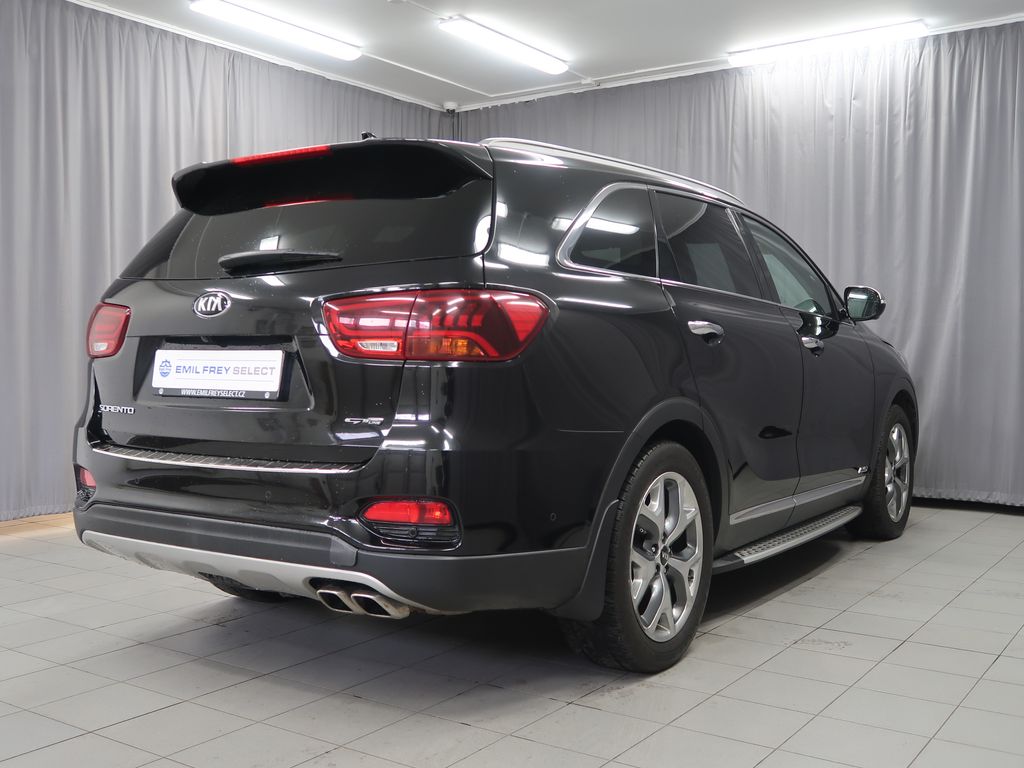 kia-sorento-crdi-cz-gt-line-7mist-4x4 - 4