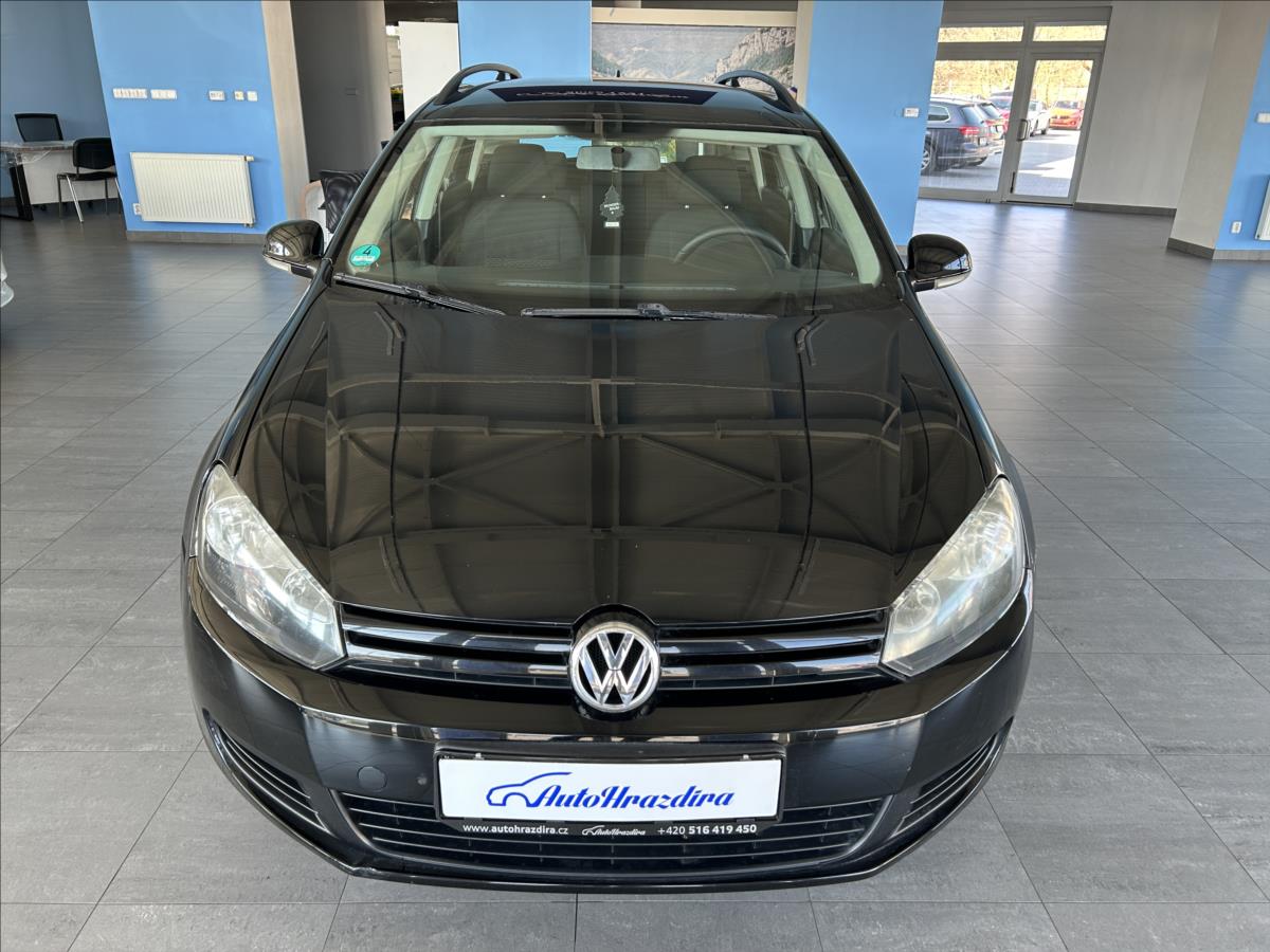 volkswagen-golf-1-6-tdi-serviska-2-majitel - 1