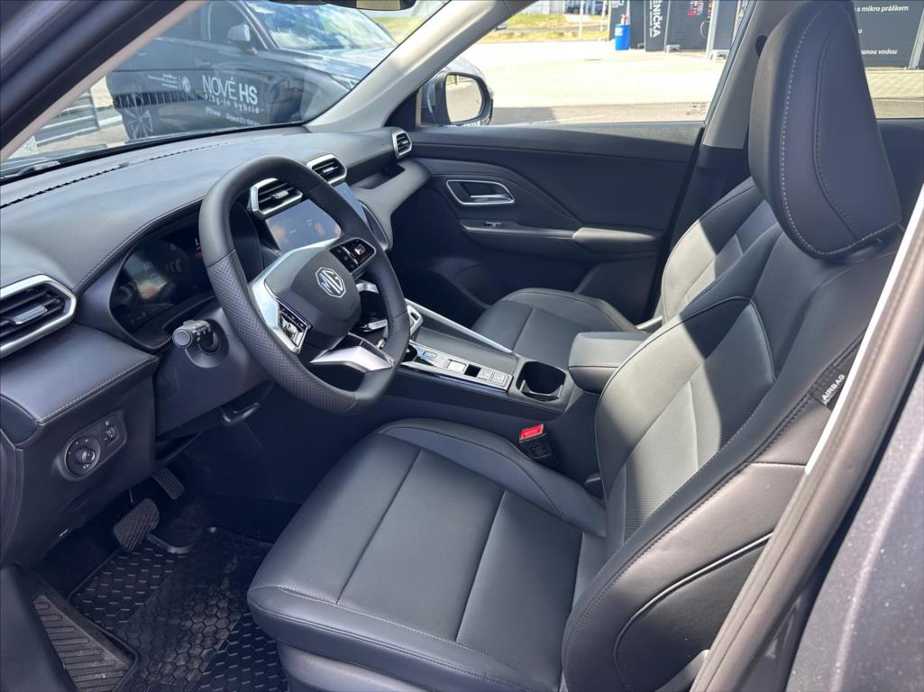 mg-zs-1-5-exclusive-hev - 5
