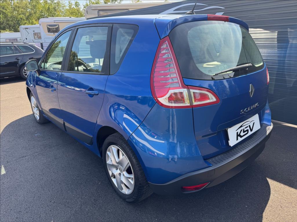 renault-scenic-1-6 - 8