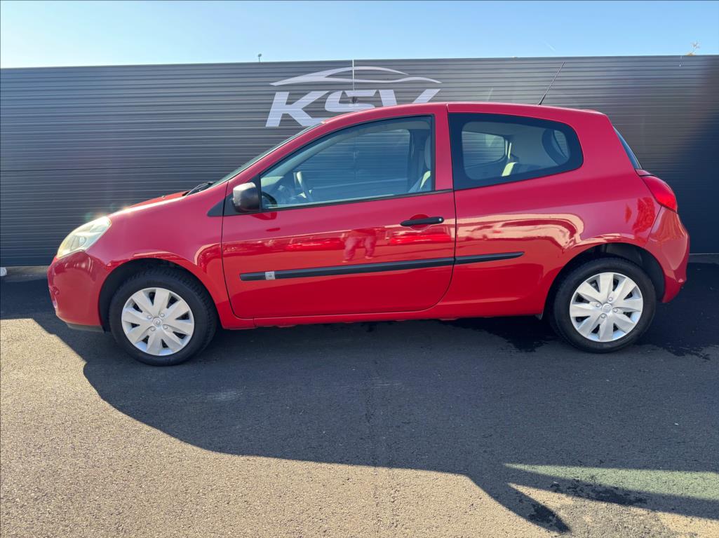 renault-clio-1-5 - 9